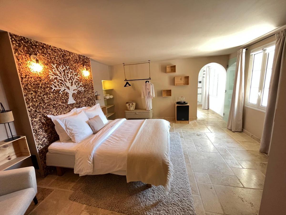 Domaine De La Citerne Bed & Breakfast Nans-les-Pins Exterior photo